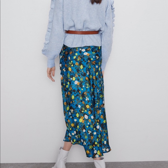 Zara floral print skirt - Picture 7 of 9